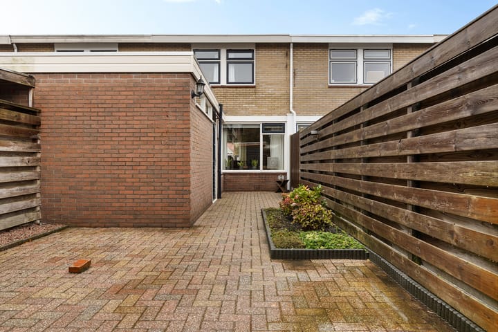 Photo 40 of Kloosterstraat 11