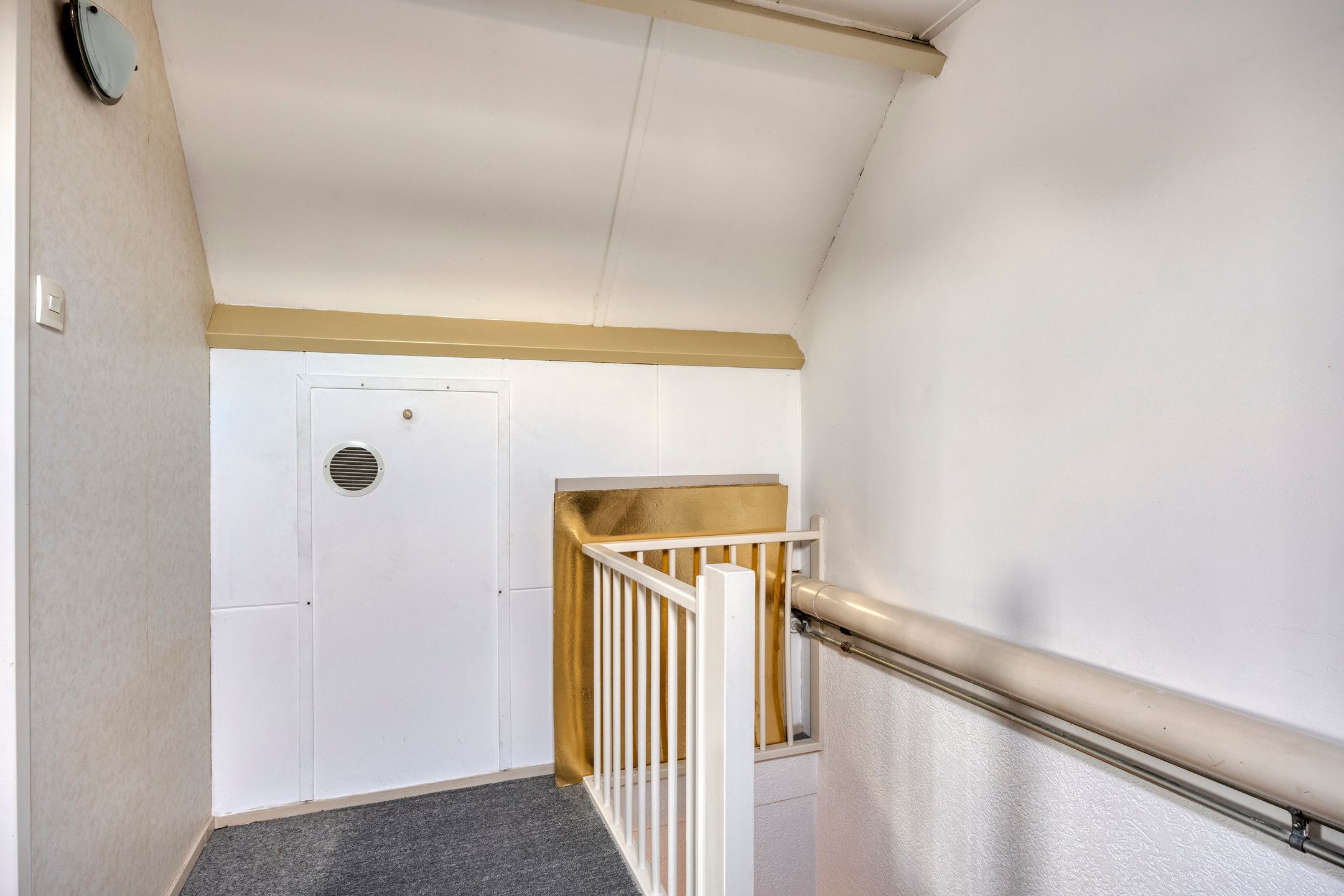 Photo 24 of Burgemeester van Weringstraat 79