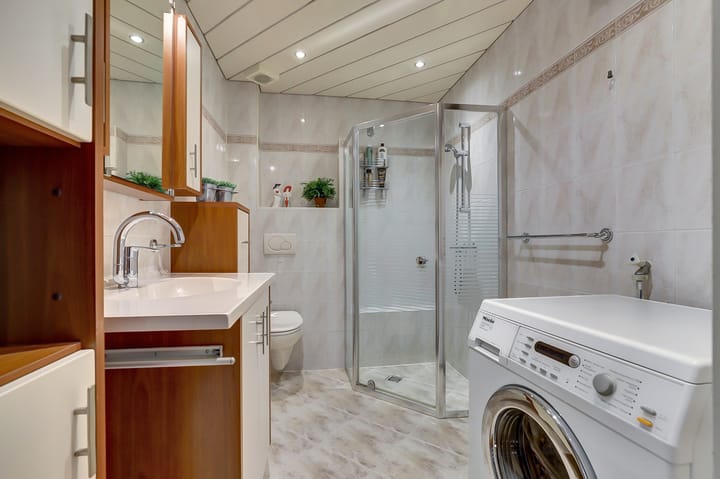 Photo 24 of Uitterlier 106