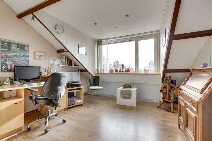 Photo 27 of Uitterlier 106