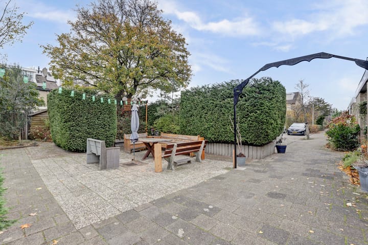 Photo 34 of Uitterlier 106