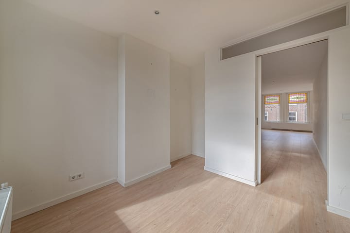 Photo 17 of Willemsstraat 167-2