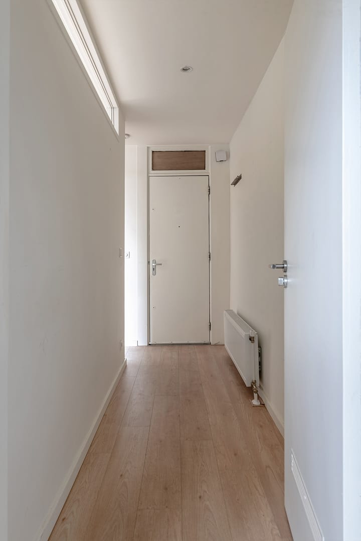 Photo 4 of Willemsstraat 167-2