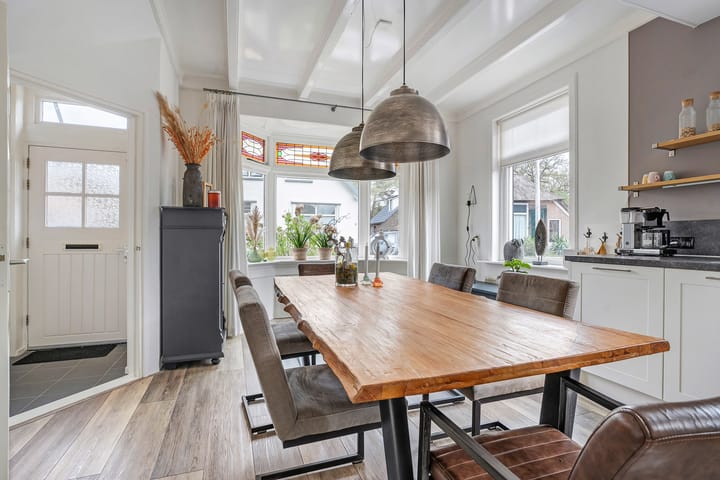 Photo 8 of Smeestraat 1