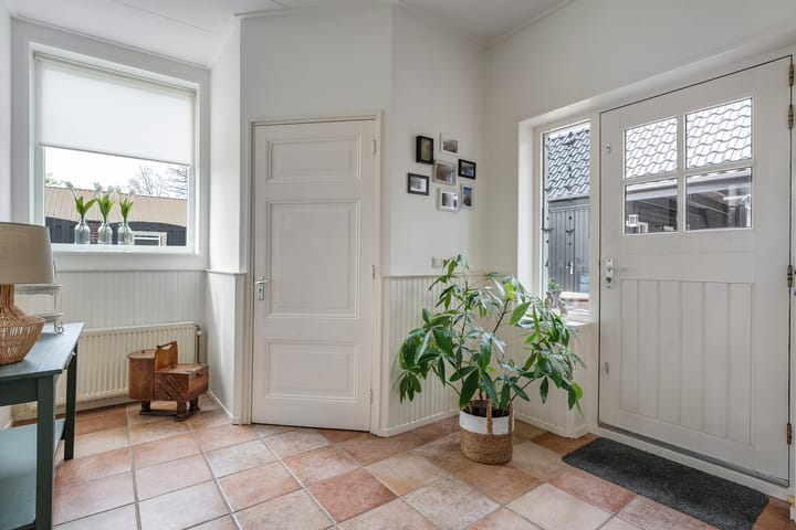 Photo 14 of Smeestraat 1