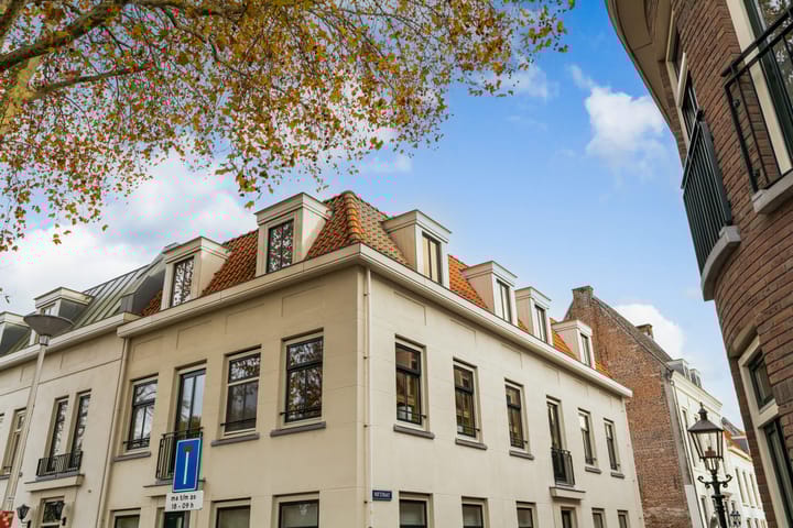 Photo 2 of Kronenburgplantsoen 12-L