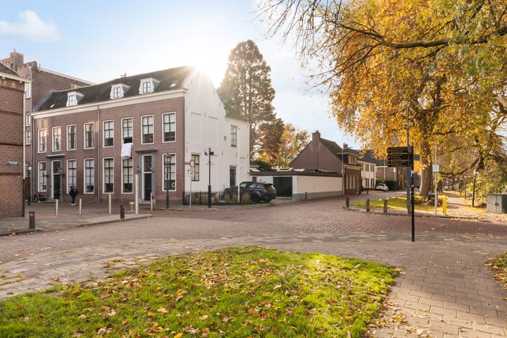 Photo 33 of Kronenburgplantsoen 12-L