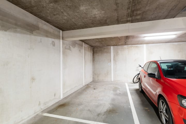 Photo 43 of Kronenburgplantsoen 12-L