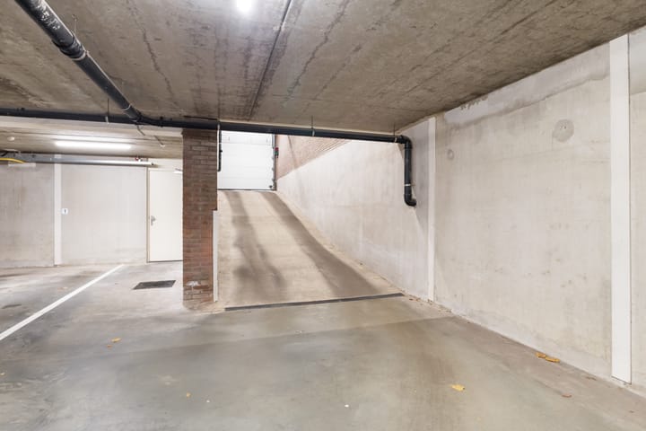 Photo 44 of Kronenburgplantsoen 12-L