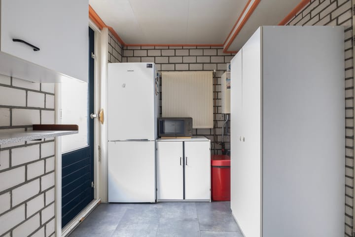 Photo 35 of Keimpemastins 16