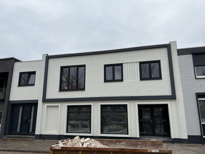 Photo 1 of SUN-plein 2