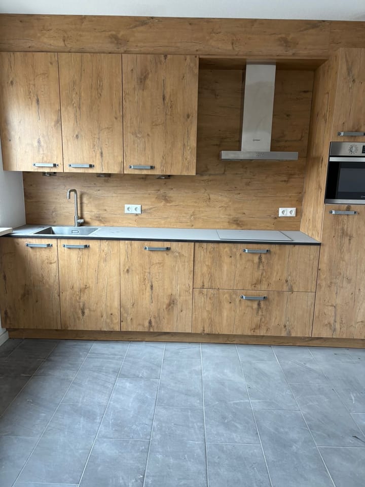 Photo 3 of SUN-plein 2