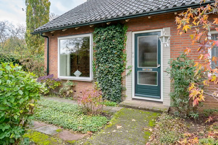 Foto 5 van Dr W C H Staringstraat 21