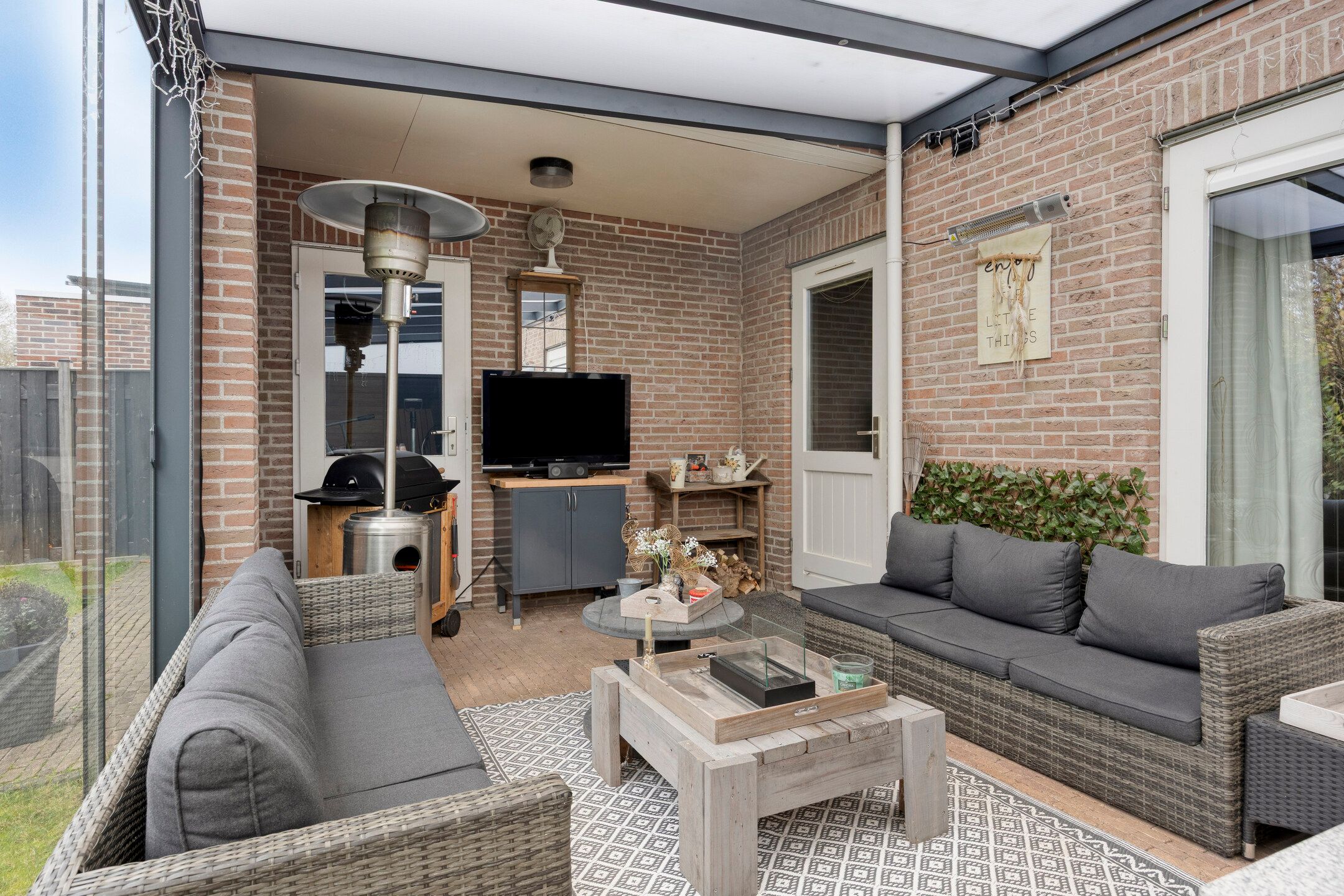 Photo 36 of Heersdijk 97