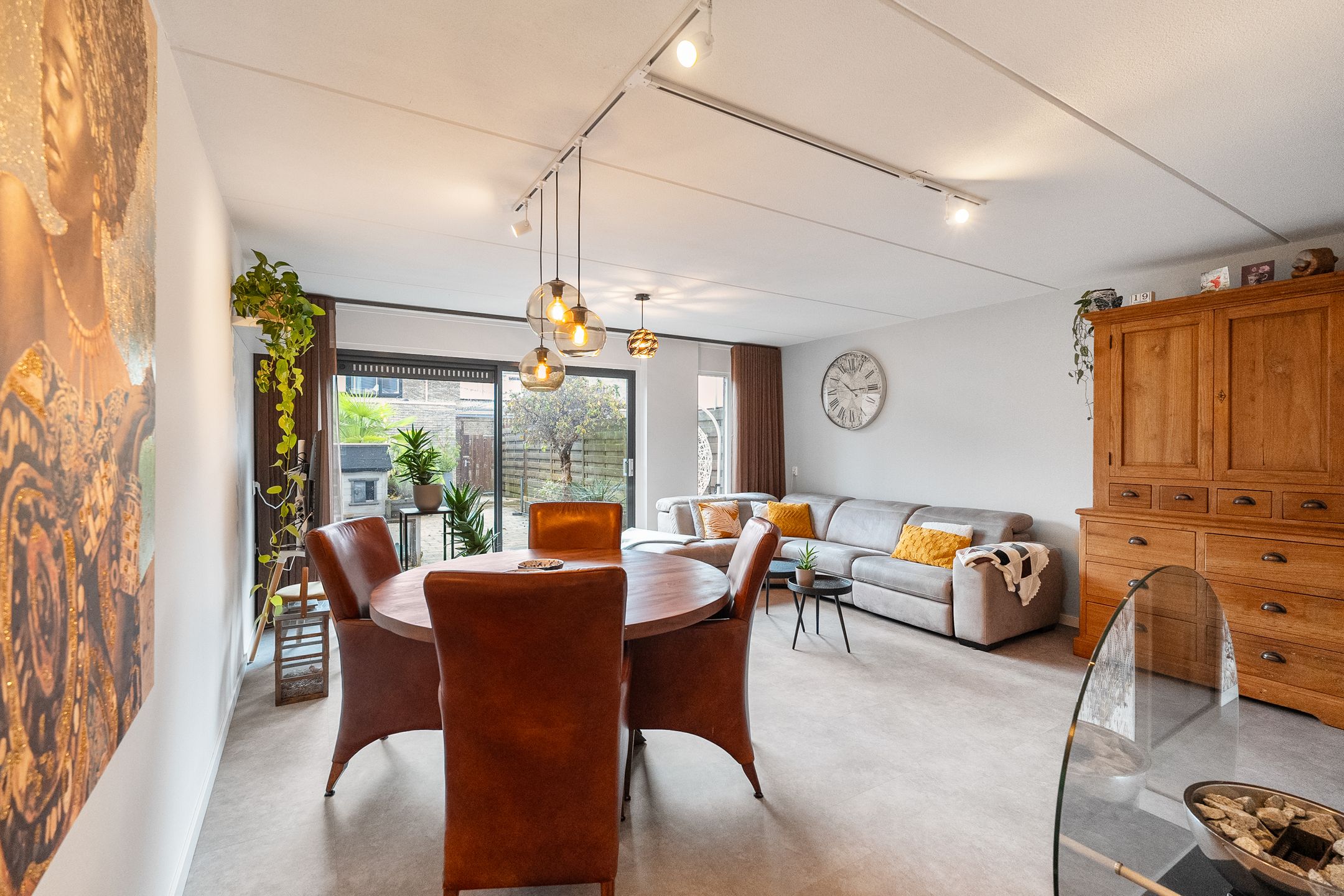 Foto 9 van De Binnenhof 14