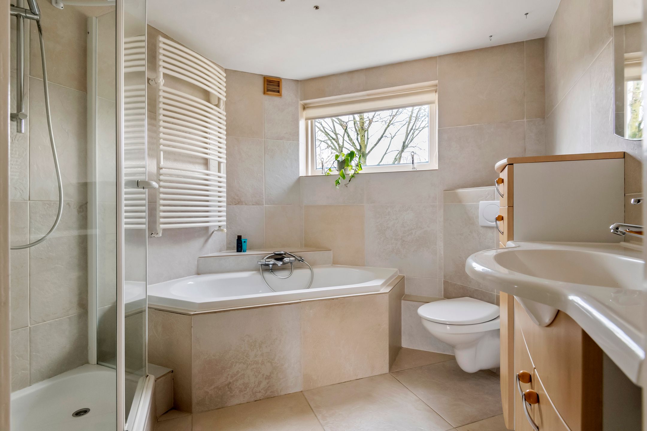 Photo 45 of Dokter Asjeslaan 23