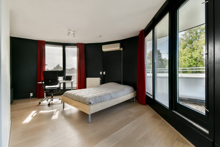 Foto 26 van Burgemeester Beelaertspark 297