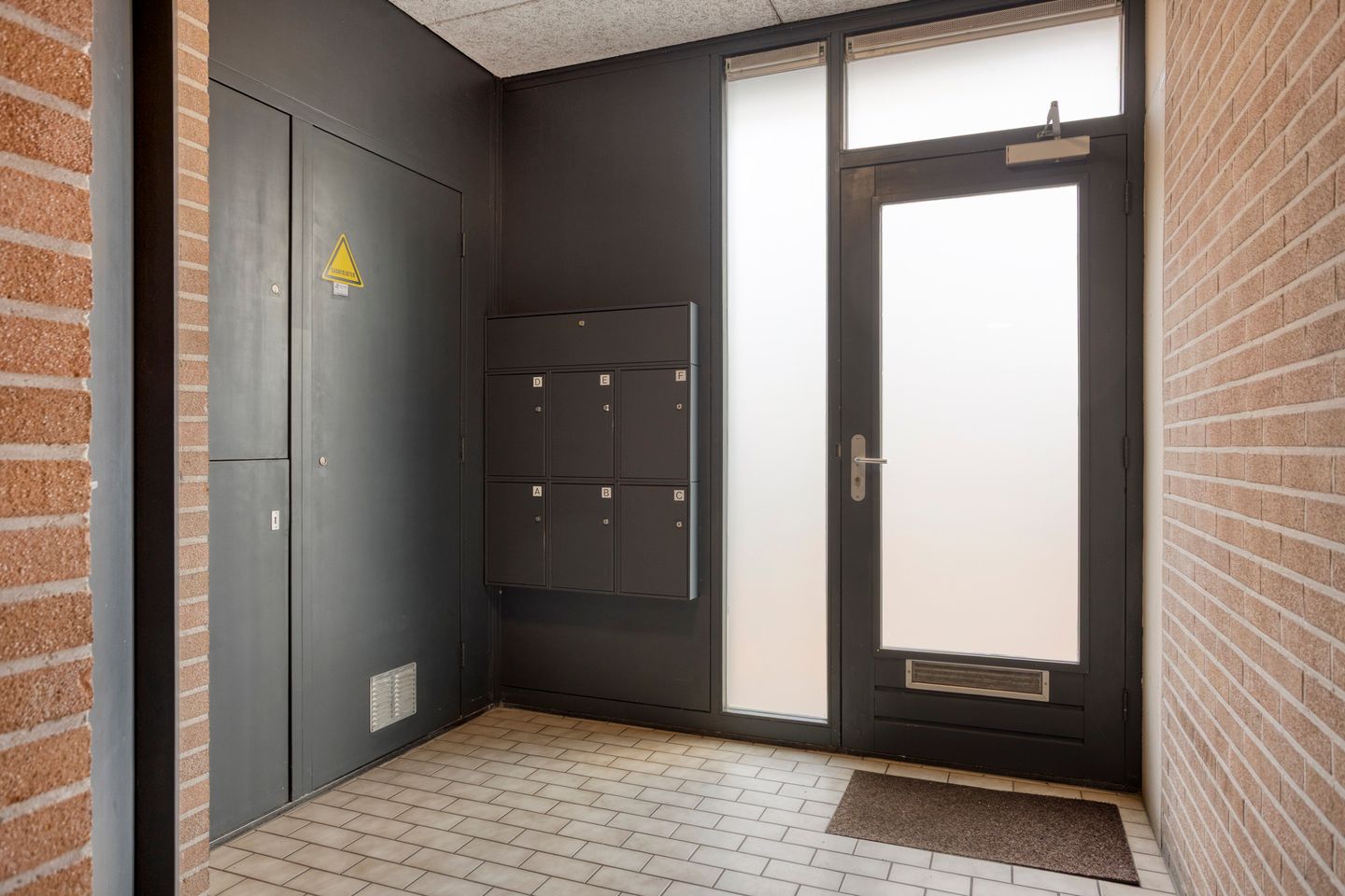 Foto 25 van Gouw 56-B