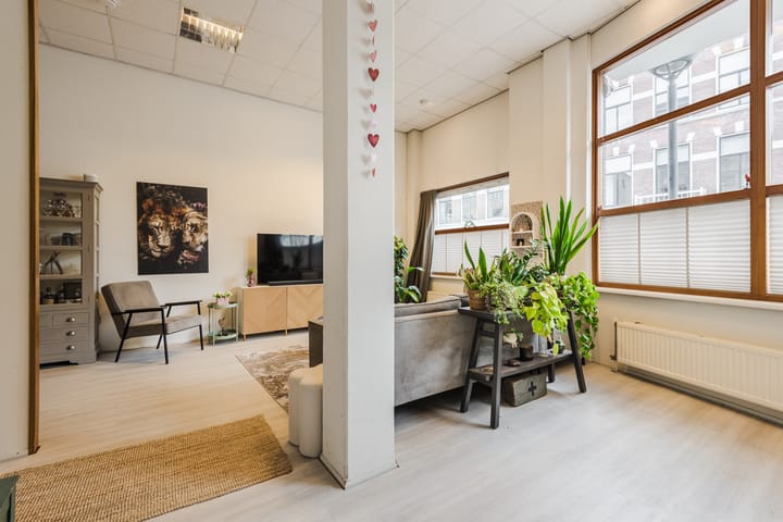 Photo 10 of Bergstraat 30