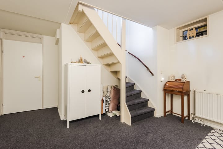 Photo 21 of Bergstraat 30