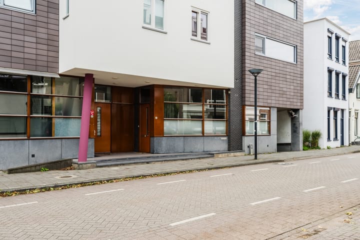 Photo 33 of Bergstraat 30