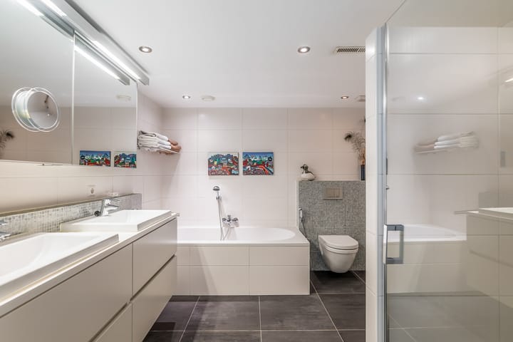 Photo 33 of Rembrandtweg 11-A