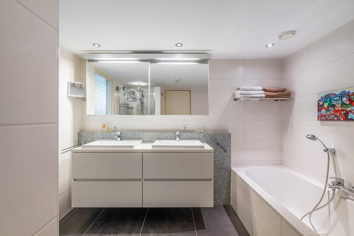 Photo 34 of Rembrandtweg 11-A