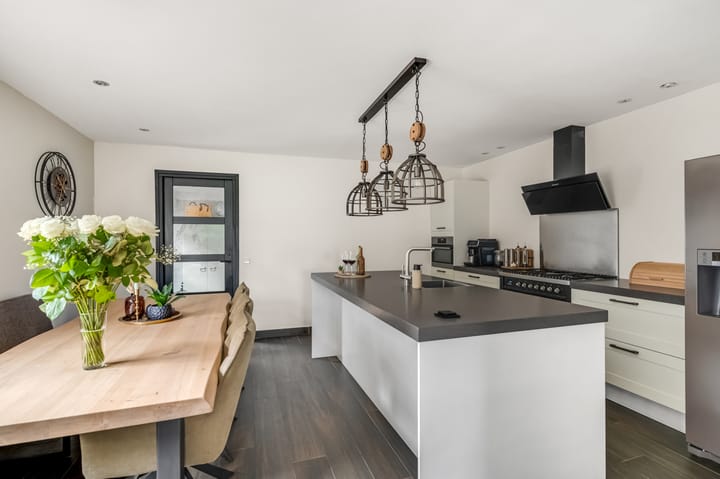 Photo 2 of Dorpsstraat 22