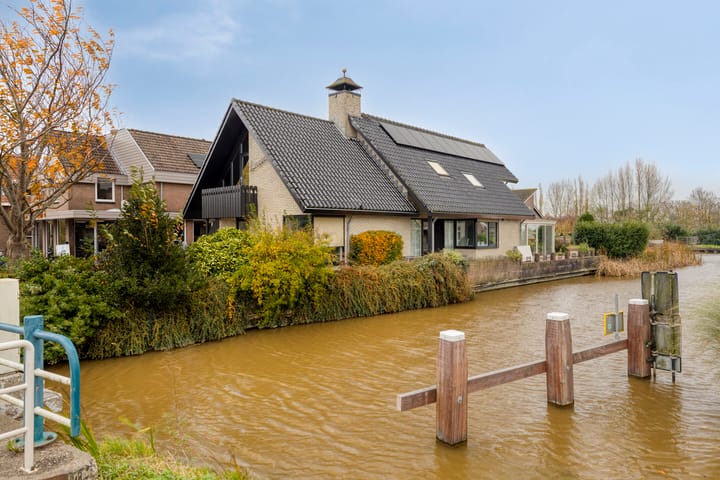 Photo 4 of Dorpsstraat 2