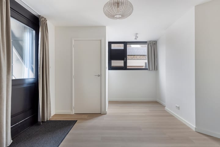 Photo 6 of Dorpsstraat 2