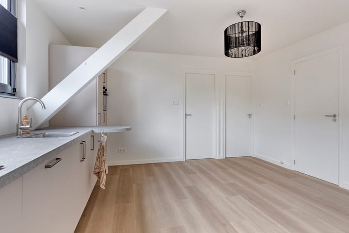 Photo 10 of Dorpsstraat 2