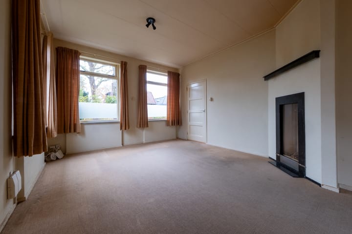 Photo 6 of Hoofdstraat 11