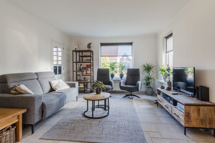 Photo 2 of A. van der Kolkstraat 27