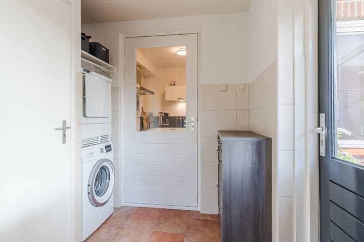 Photo 13 of A. van der Kolkstraat 27