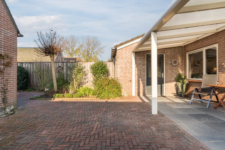 Photo 36 of A. van der Kolkstraat 27