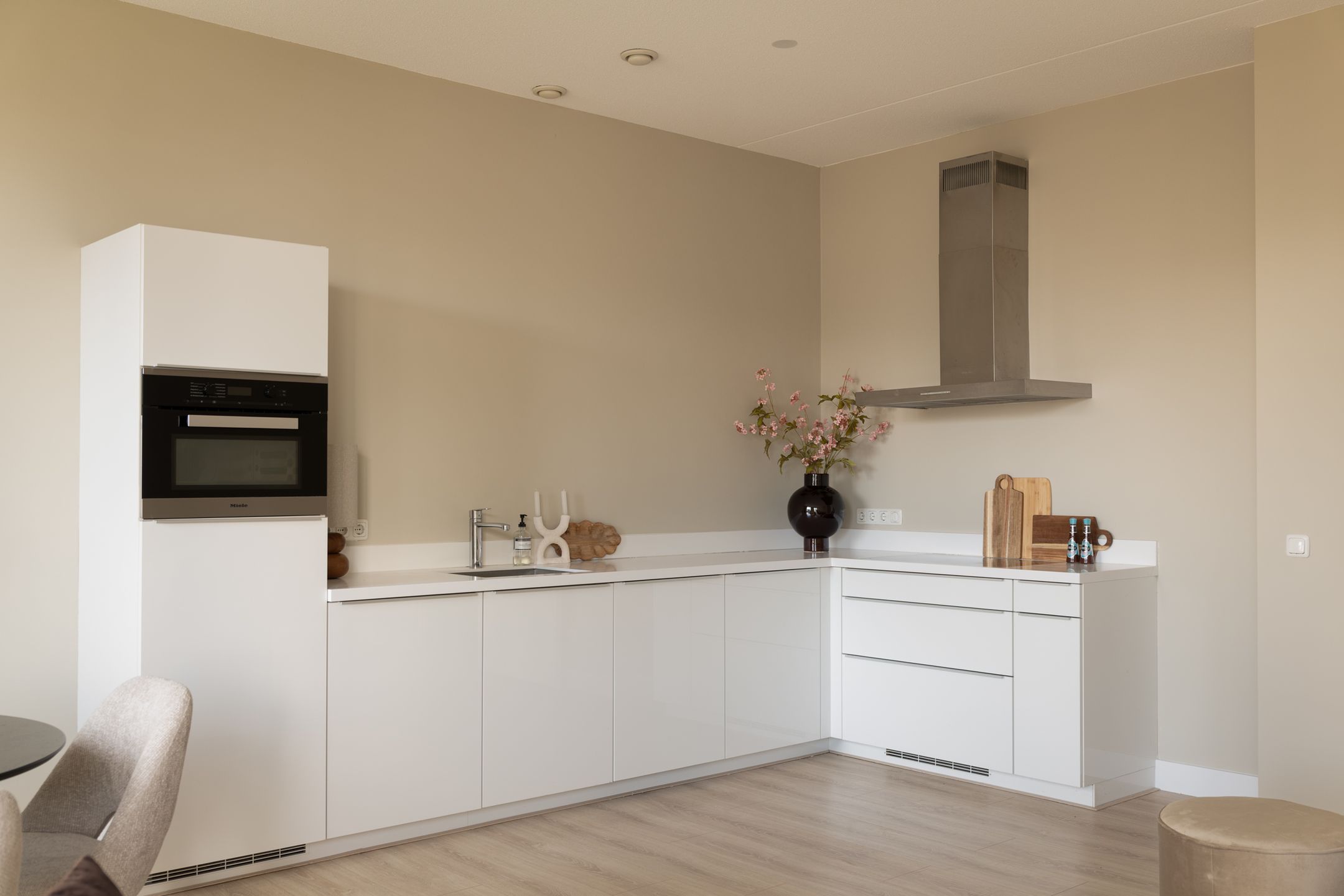 Photo 12 of Leonard Bernsteinstraat 72-B