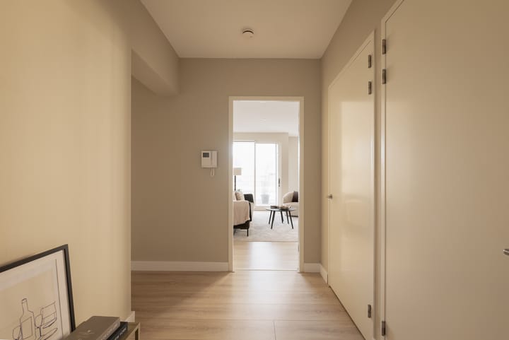 Photo 18 of Leonard Bernsteinstraat 72-B