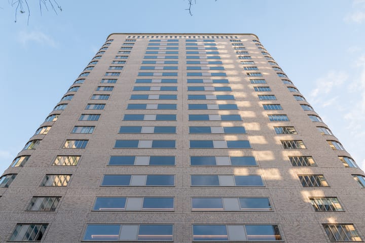 Photo 33 of Leonard Bernsteinstraat 72-B