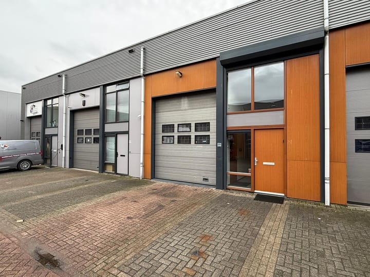 Aventurijn 228, Dordrecht