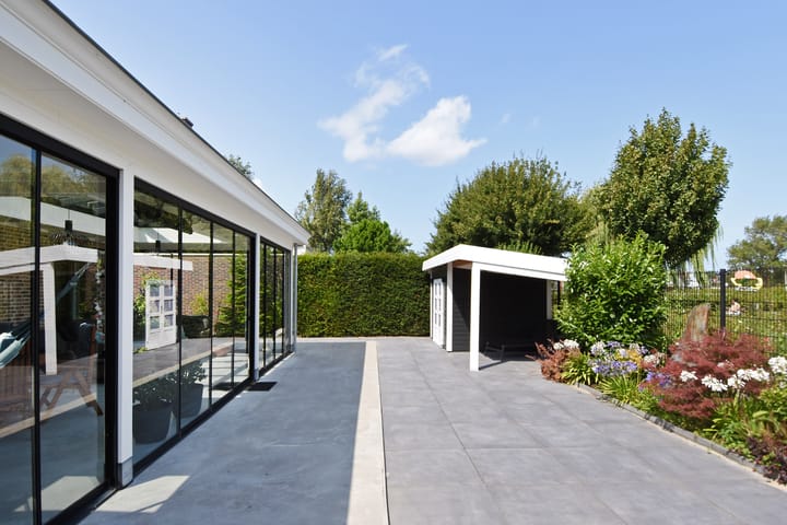 Photo 83 of Dr. Ter Haarlaan 28