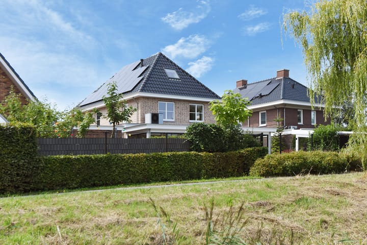 Photo 87 of Dr. Ter Haarlaan 28