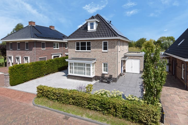 Photo 89 of Dr. Ter Haarlaan 28