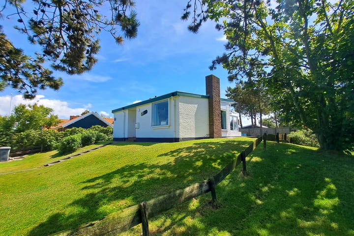 Photo 3 of Zeeweg 32