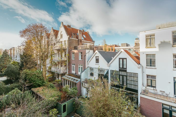 Photo 19 of Valeriusstraat 250-2