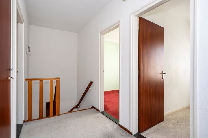 Photo 17 of Gouverneur Houbenstraat 45-A