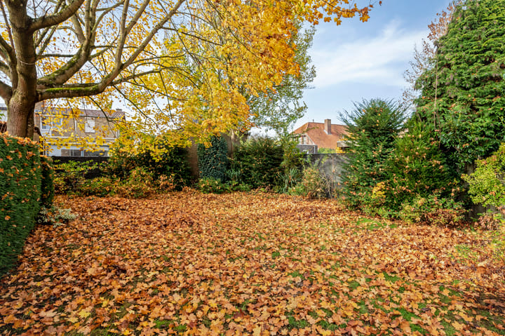 Photo 25 of Gouverneur Houbenstraat 45-A