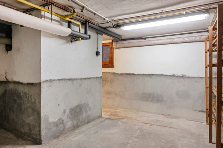 Photo 28 of Gouverneur Houbenstraat 45-A