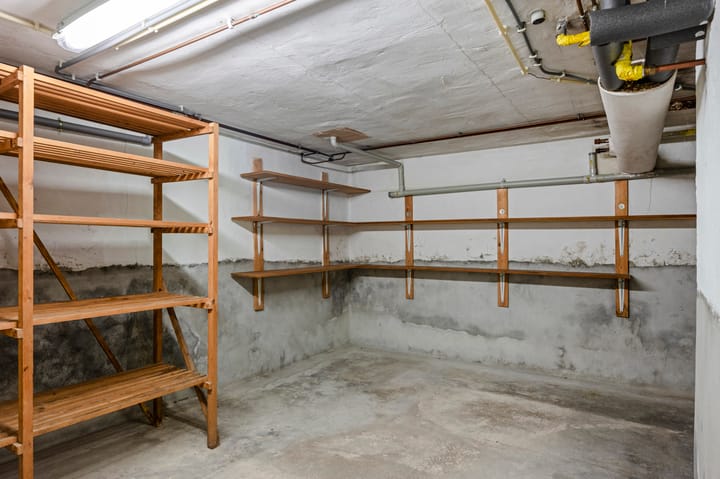 Photo 29 of Gouverneur Houbenstraat 45-A