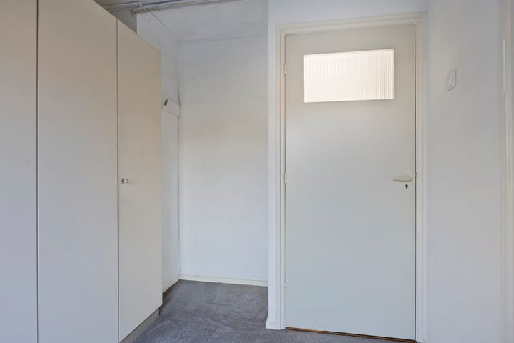 Photo 32 of Nassaustraat 26