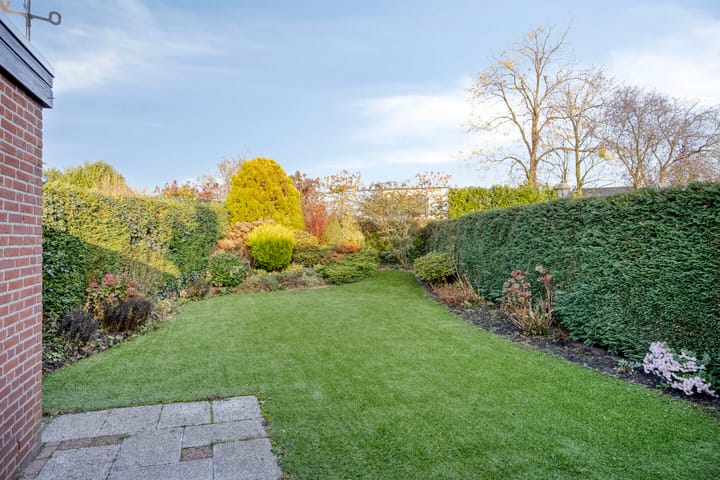 Photo 35 of Nassaustraat 26